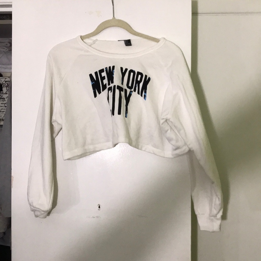 Cropped NYC sweater